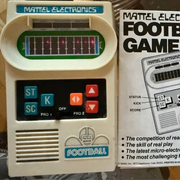 Vintage 1977 Mattel Electronics Football Handheld Electronic Game - Picture 1 of 3